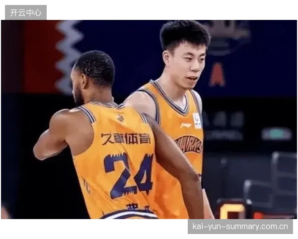 张镇麟转会上海队首季即夺冠，季后赛中稳定的发挥是球队关键一环。